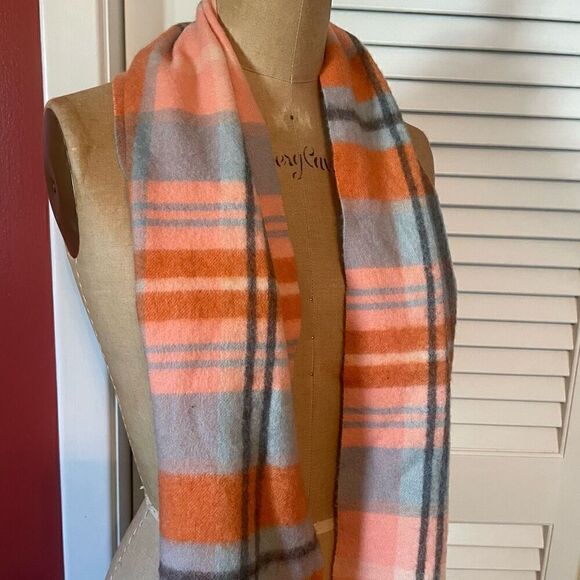 NORDSTROM | 100% cashmere scarf - Picture 2 of 6